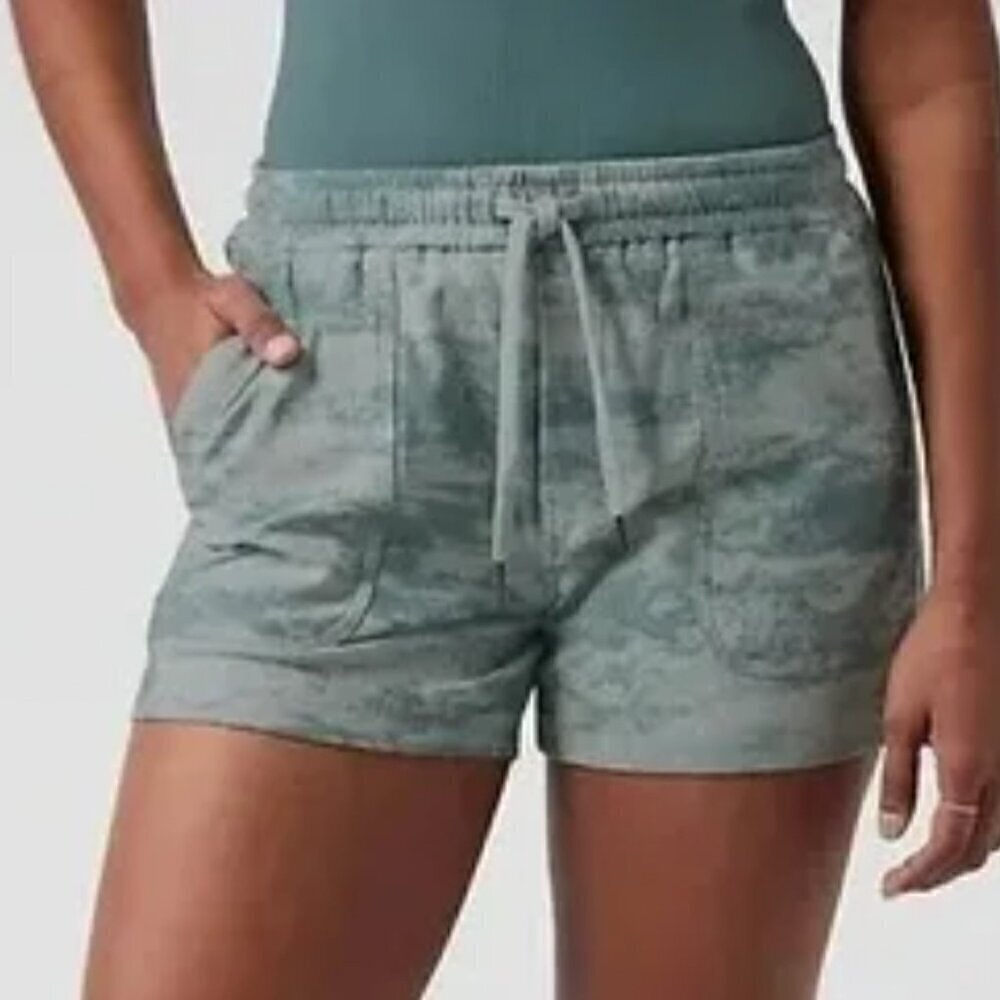 Athleta Farallon Shorts Fog Camo Coast Size 3X